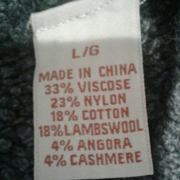 Tommy Bahama Men’s Long Sleeve Crew Neck Sweater - Picture 2 of 4